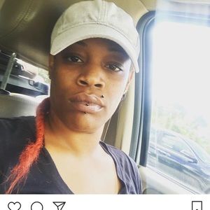 Meet your Posher, Joy